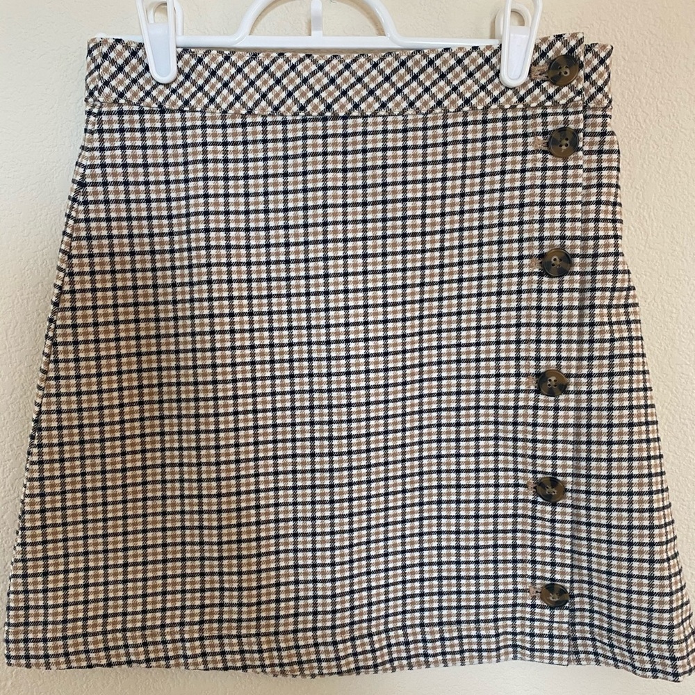 NWT - H&M Mini Skirt in Check Pattern